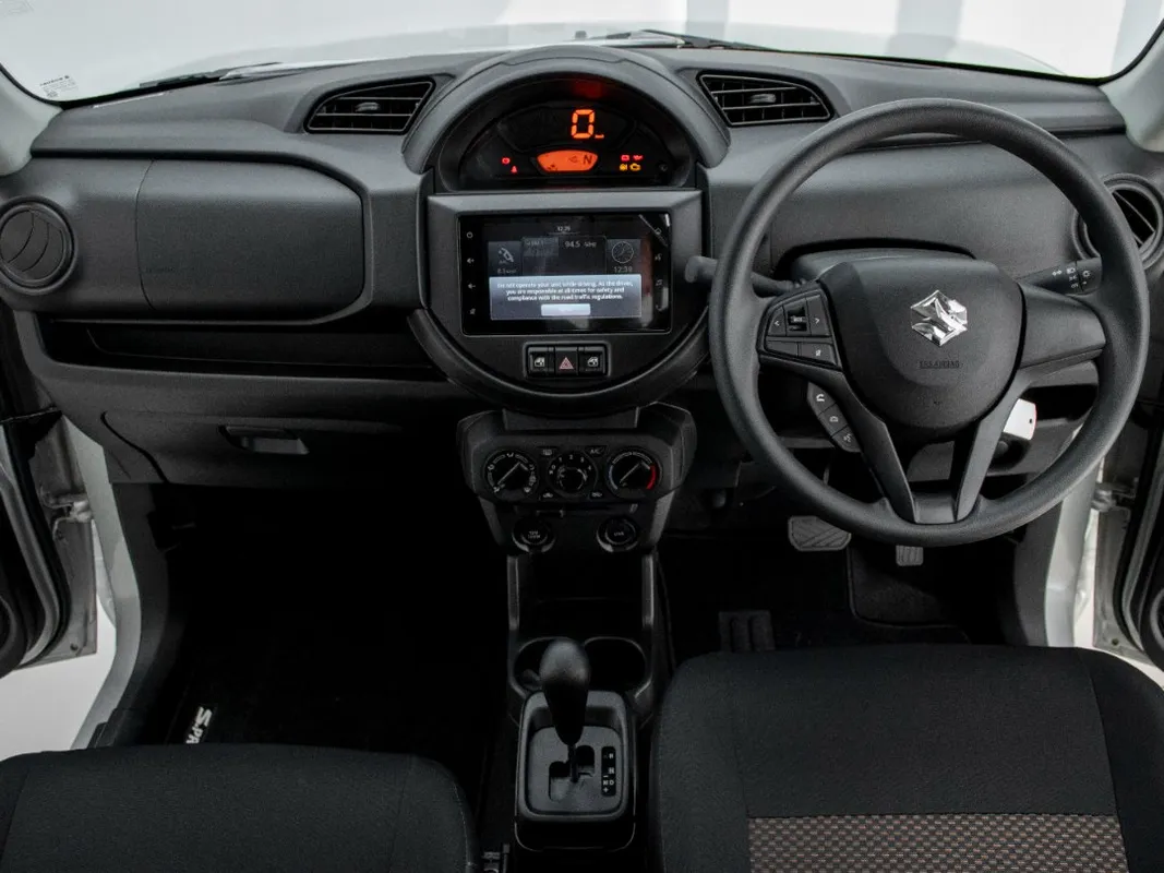 Suzuki S-Presso 1.0 GL+ AMT - Image 12
