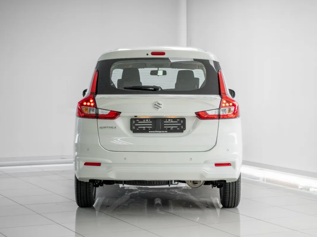 Suzuki Ertiga 1.5 GL Auto - Image 5
