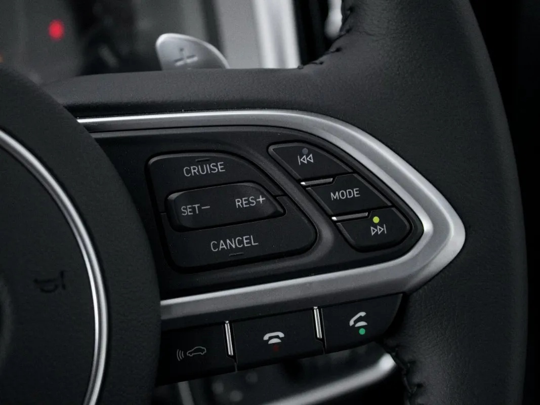 GWM P-Series PV 2.0TD LT 4X4 Auto D/C P/U - Image 14