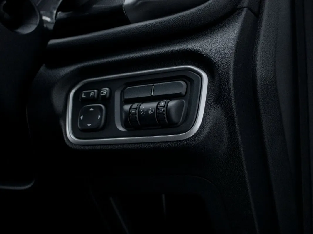 GWM P-Series 2.0TD LTD 4X4 Auto D/C P/U - Image 17