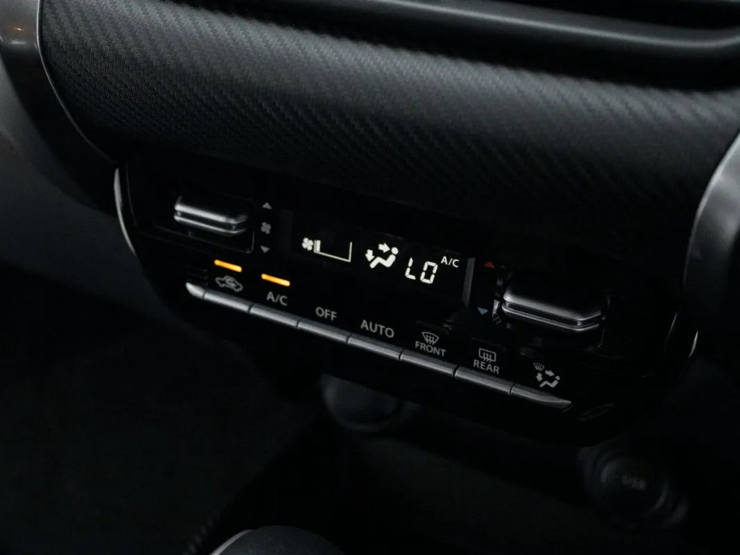 Suzuki Fronx 1.5 GL 5MT - Image 13