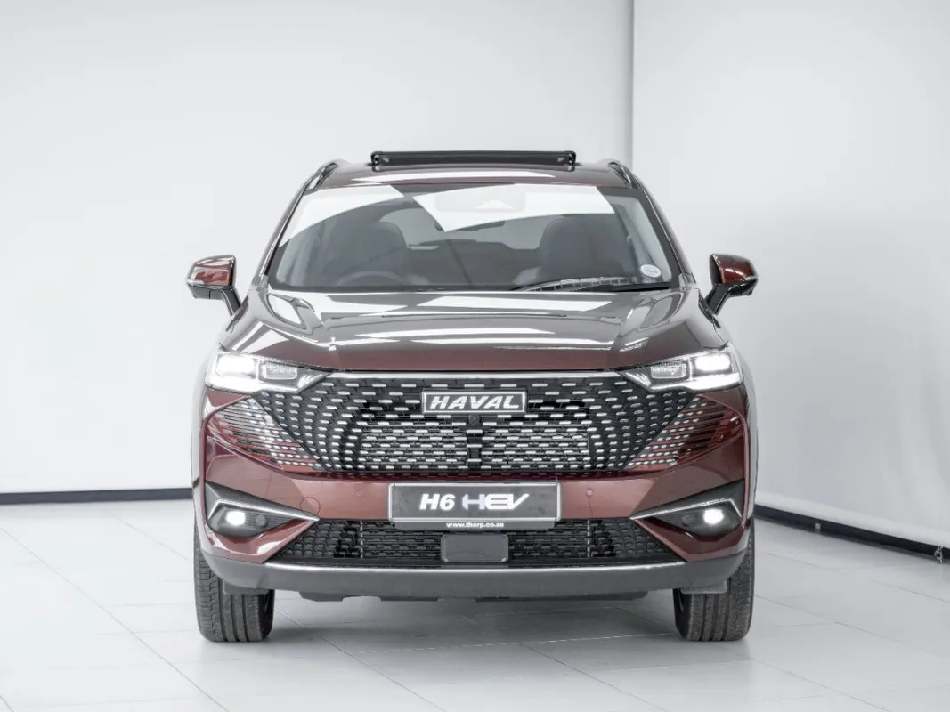 Haval H6 1.5T Hybrid DHT Ultra Luxury - Image 2