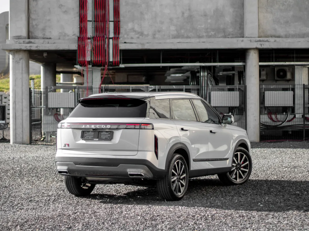 JAECOO J7 1.6T Glacier - Image 3