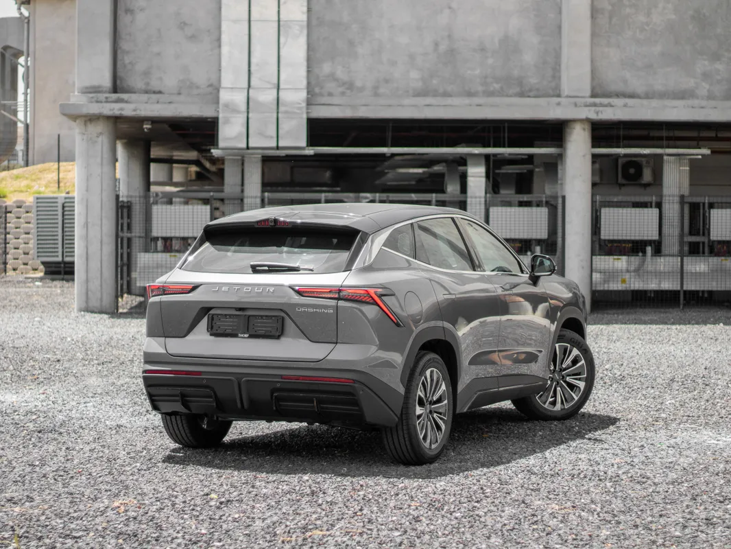 Jetour Dashing 1.5T Momentum - Image 4