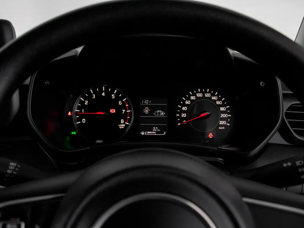 Suzuki Swift 1.2 GL+ CVT - Image 6