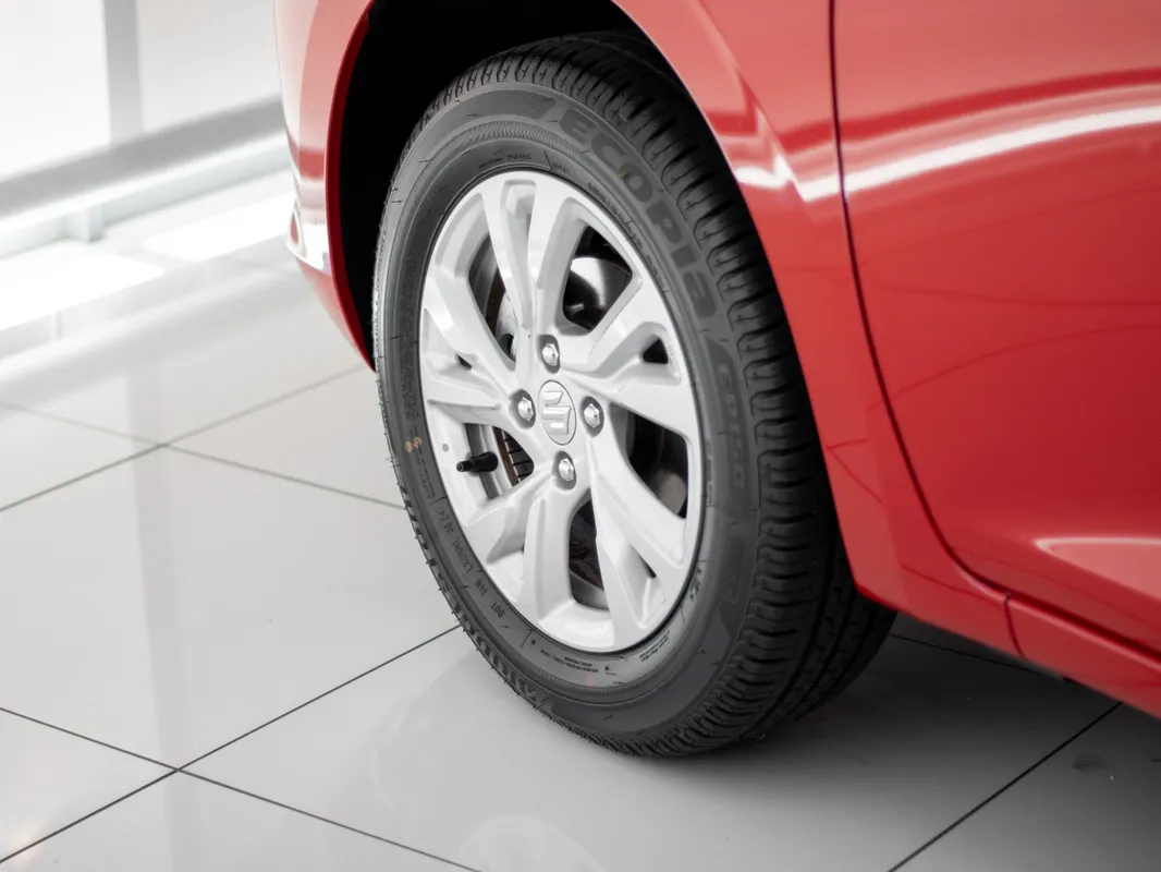 Suzuki Swift 1.2 GLX CVT - Image 6