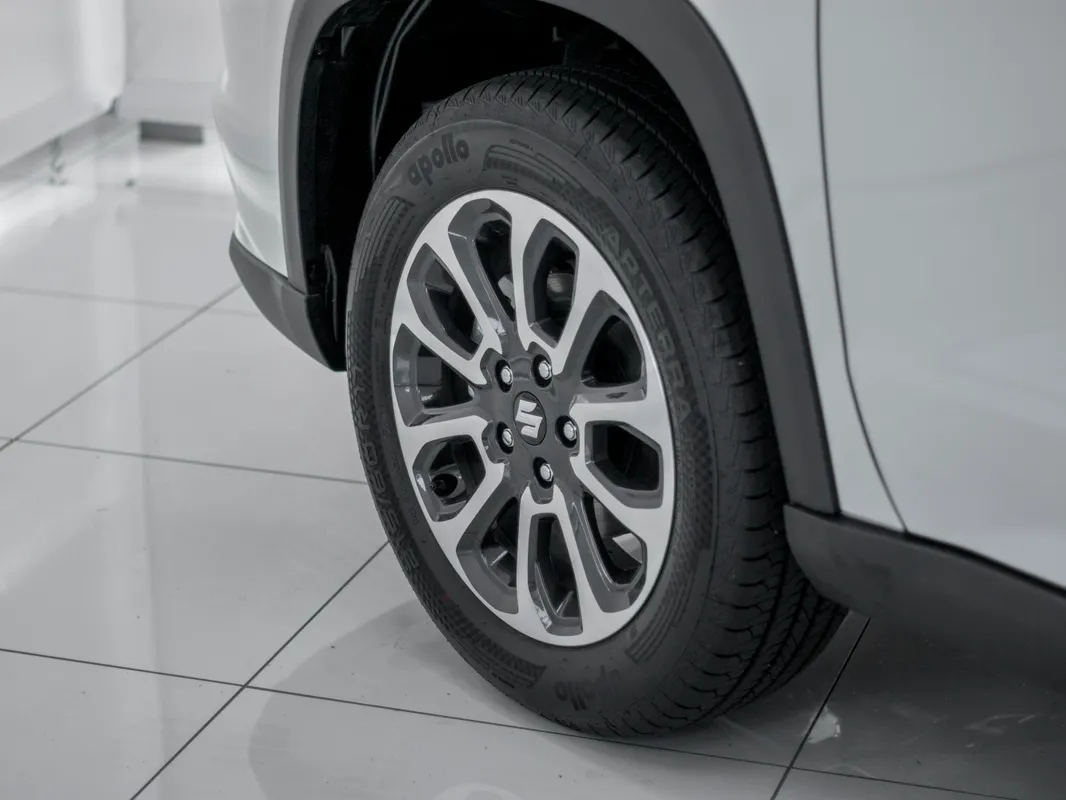 Suzuki Grand Vitara 1.5 GLX Auto - Image 7