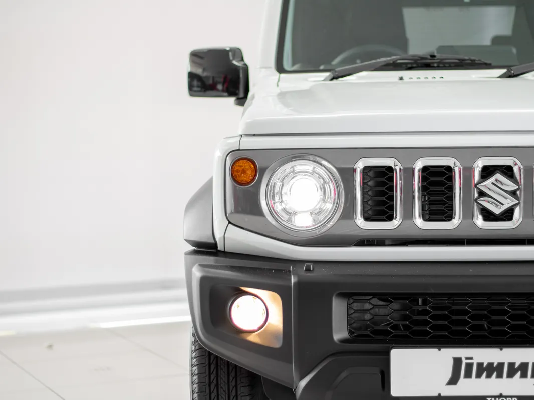 Suzuki Jimny 1.5 GLX - Image 3