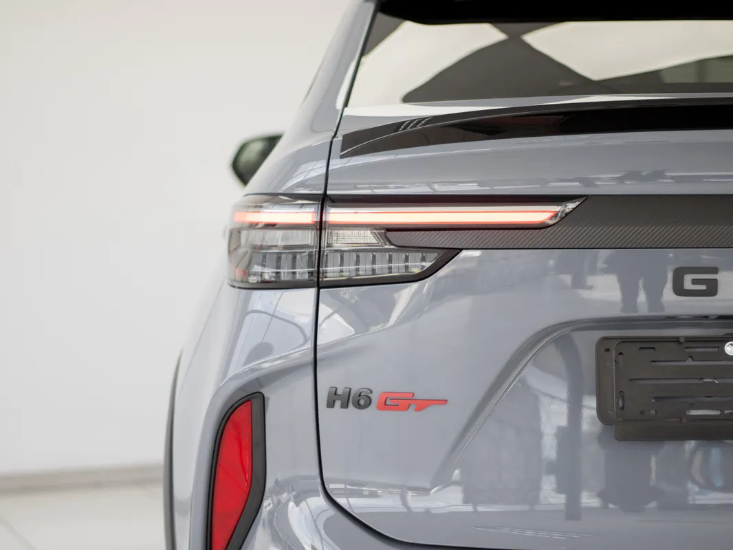 Haval H6 GT 1.5T Hybrid Ultra Luxury DHT 4X4 PHEV - Image 4