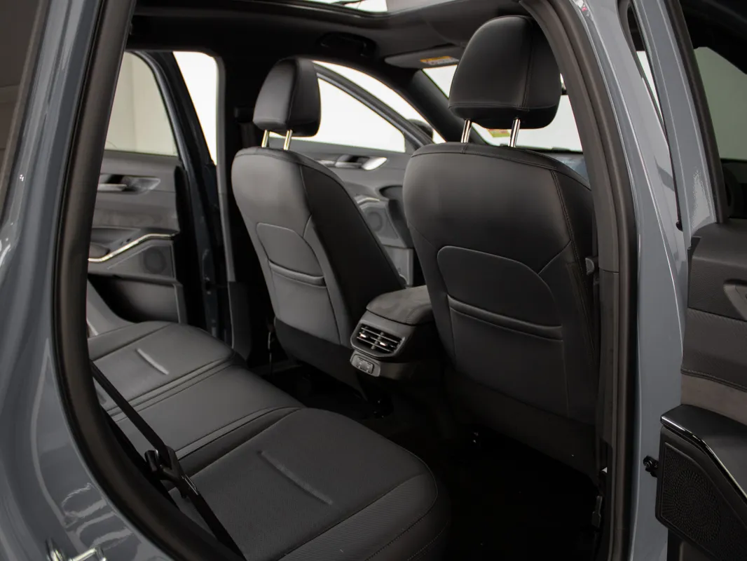 Haval H6 GT 1.5T Hybrid Ultra Luxury DHT 4X4 PHEV - Image 10