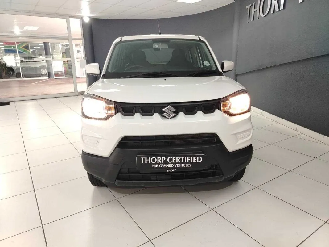 Suzuki S-Presso 1.0 GL+ AMT - Image 2