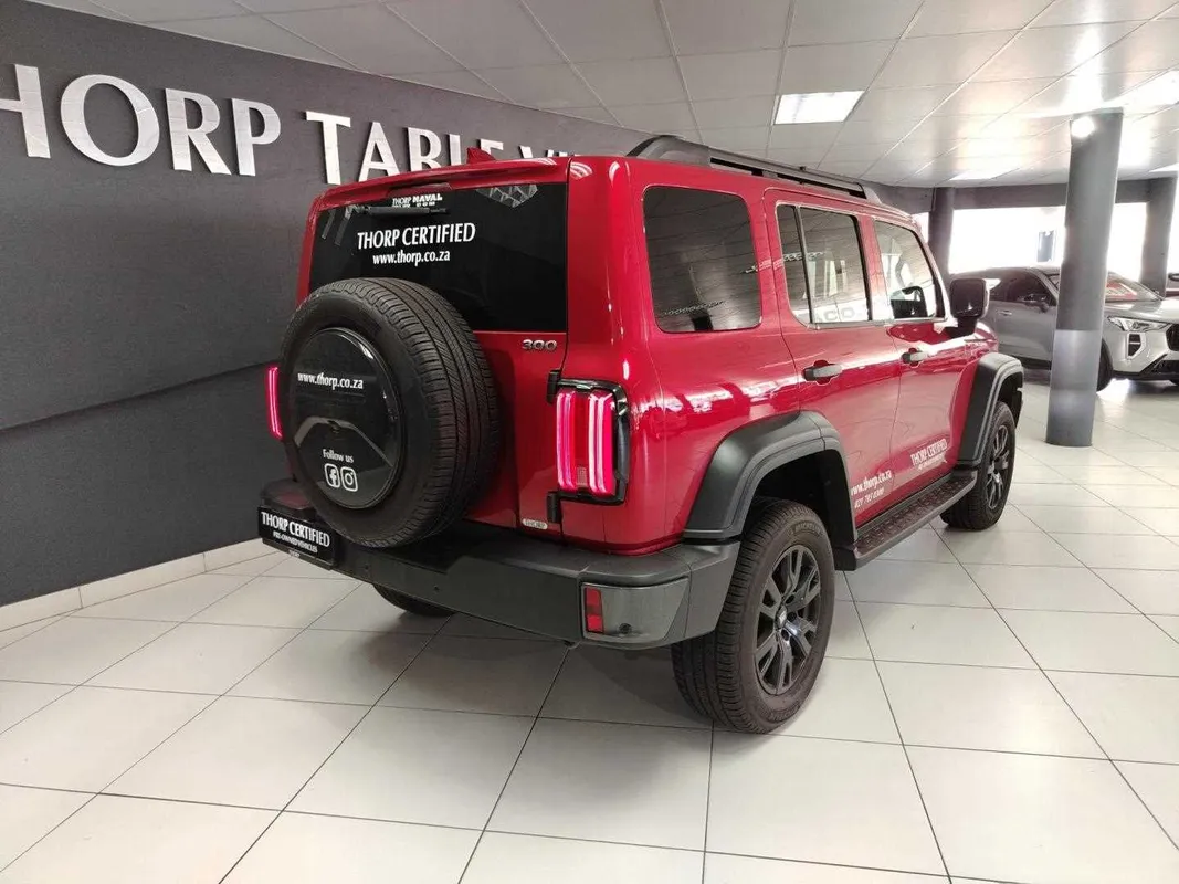 GWM Tank 300 2.0T HEV 9HAT 4X4 Super Luxury - Image 5