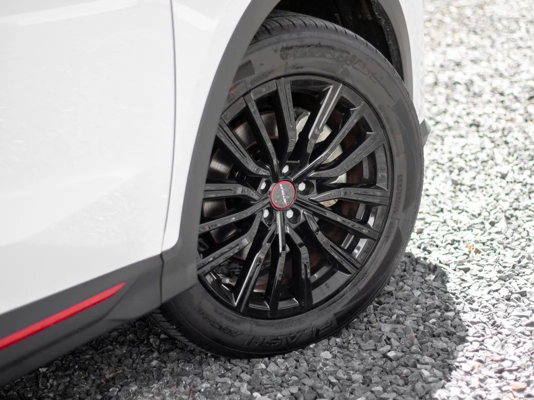 Jetour X70 Plus 1.5T Momentum - Image 7