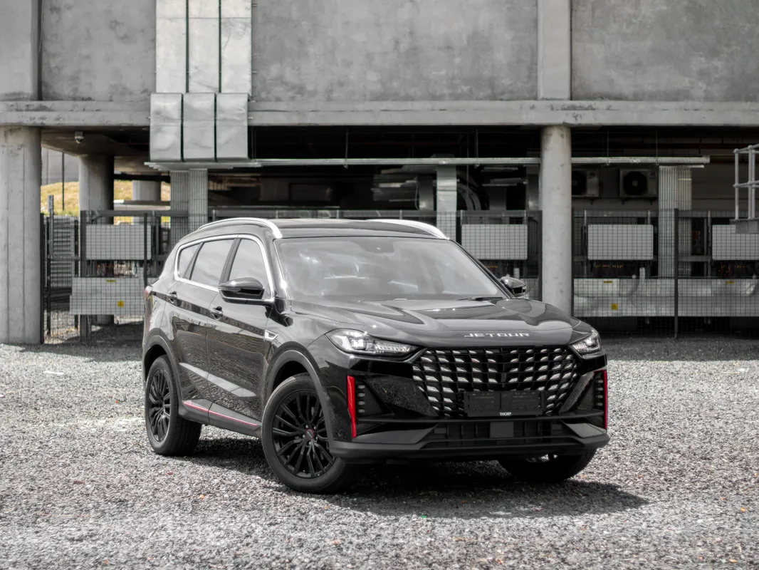 Jetour X70 Plus 1.5T Momentum