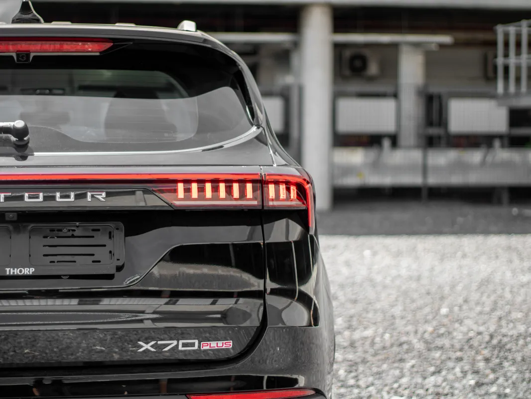 Jetour X70 Plus 1.5T Momentum - Image 4