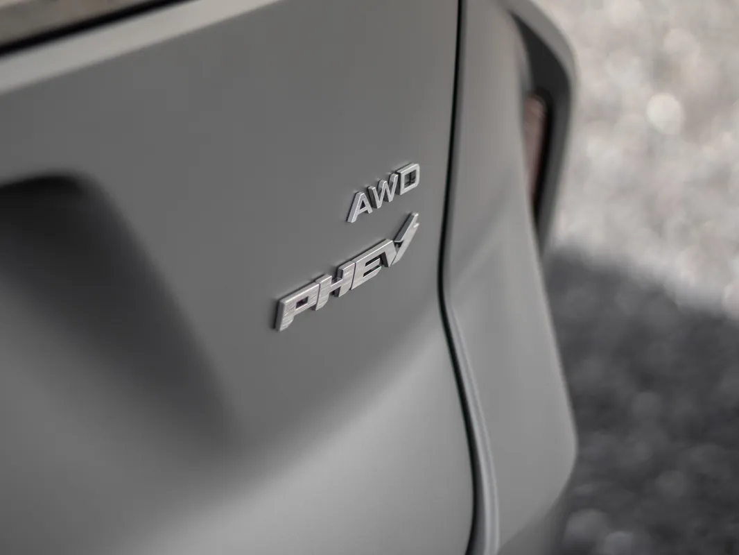 OMODA C9 1.5T AWD PHEV - Image 6