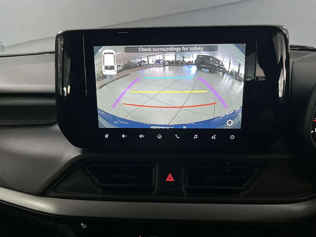 Suzuki Swift 1.2 GLX MT - Image 9