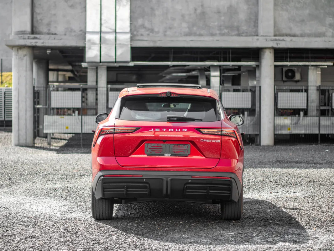 Jetour Dashing 1.5T Momentum - Image 6