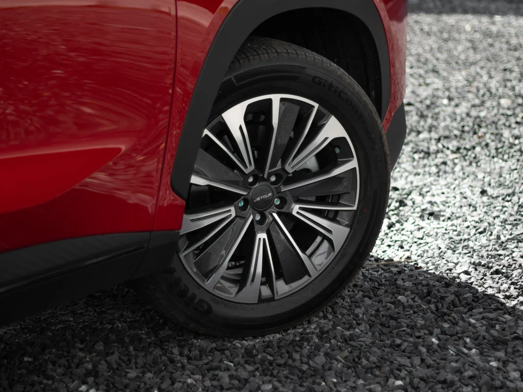 Jetour Dashing 1.5T Momentum - Image 9