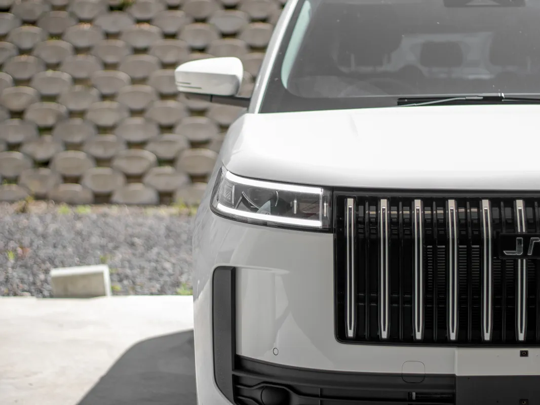 JAECOO J5 1.5T Inferno - Image 3