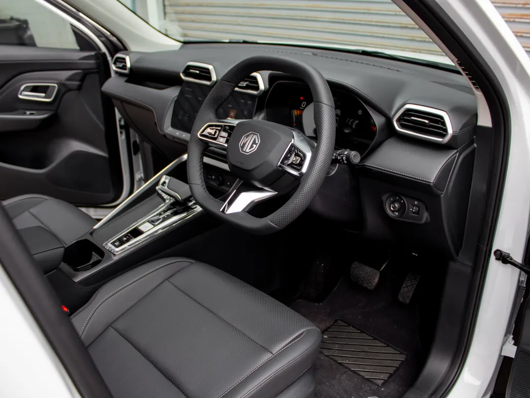 MG ZS Pro 1.5T CVT Luxury - Image 9