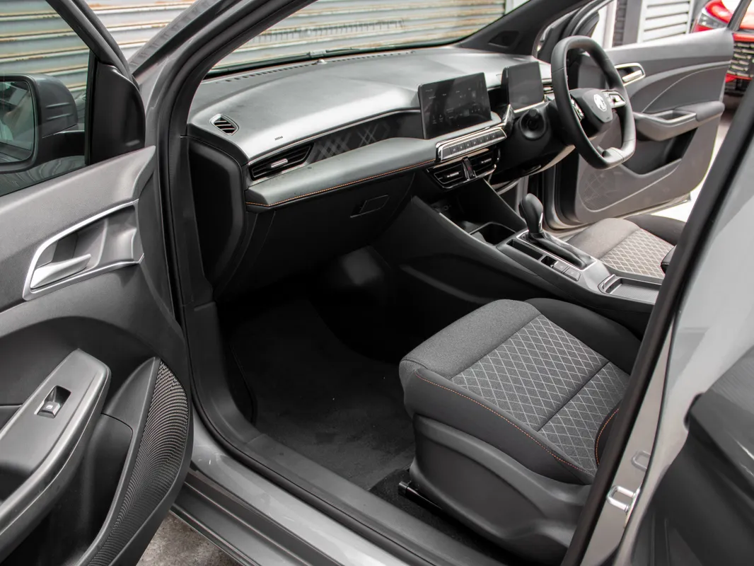 MG3 1.5L CVT Comfort - Image 11