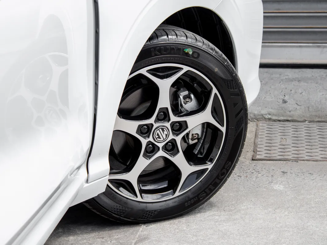 MG3 1.5L MT Comfort - Image 7