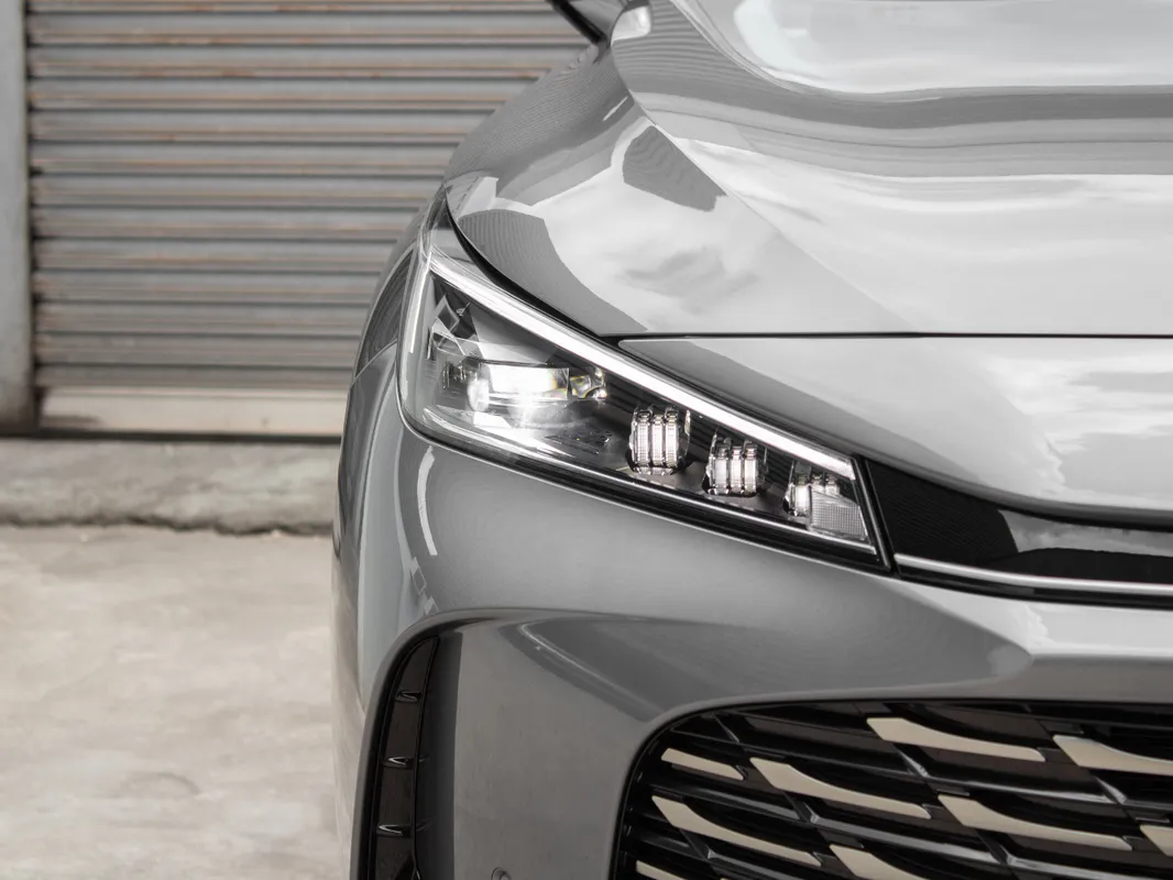 MG HS 1.5T DCT Luxury - Image 3