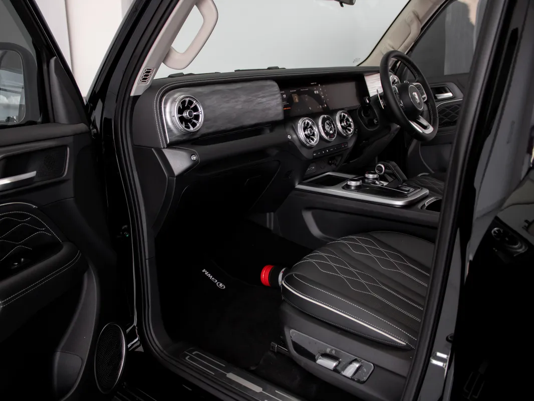 GWM Tank 300 2.4TD 9AT 4X4 Super Luxury - Image 13