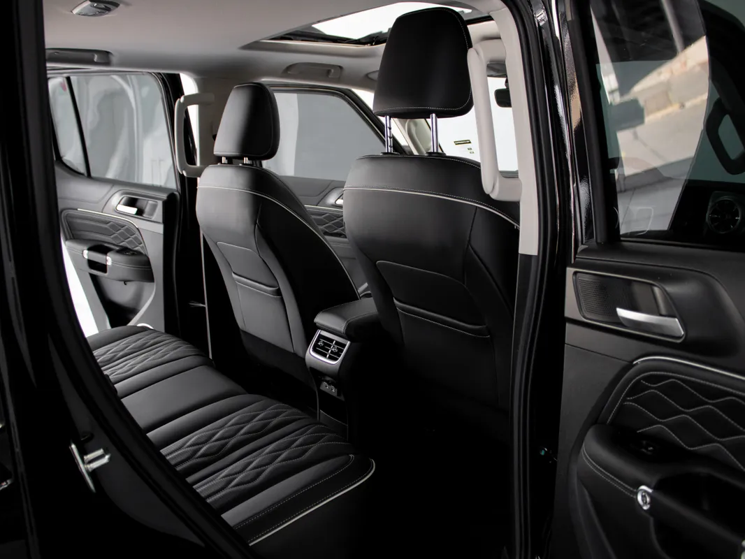 GWM Tank 300 2.0T 8AT 4X4 Super Luxury - Image 11