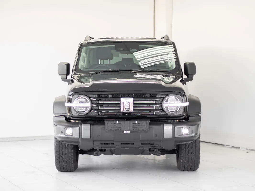 GWM Tank 300 2.0T HEV 9HAT 4X4 Super Luxury - Image 2