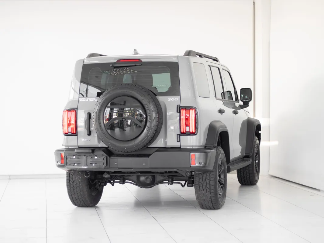 GWM Tank 300 2.4TD 9AT Luxury - Image 6