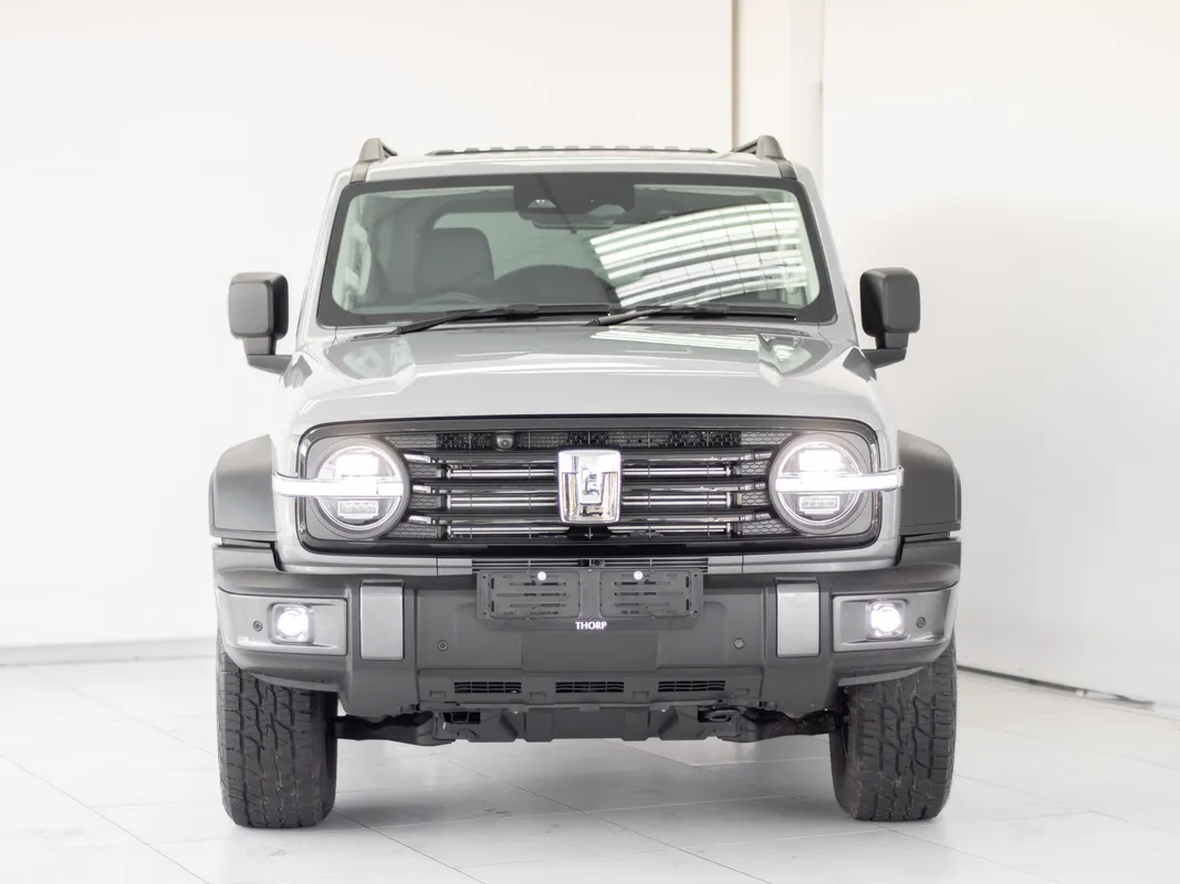 GWM Tank 300 2.4TD 9AT 4X4 Super Luxury - Image 2