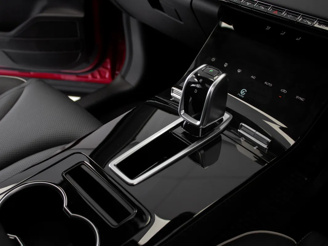 Chery Tiggo 4 Cross 1.5 HEV Comfort DHT - Image 11