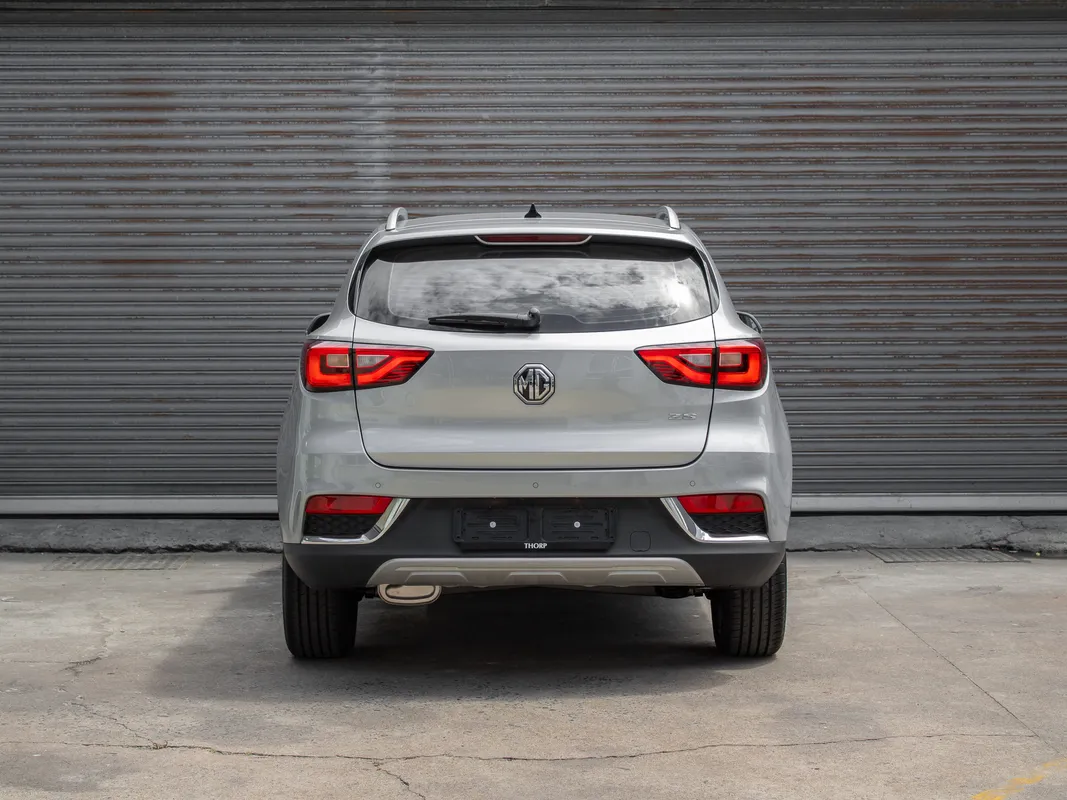 MG ZS 1.5L 4AT Luxury - Image 8
