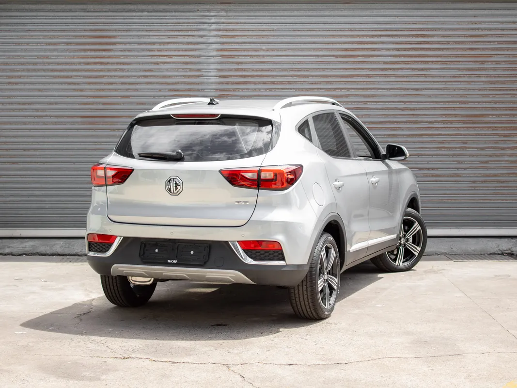 MG ZS 1.5L 4AT Luxury - Image 9