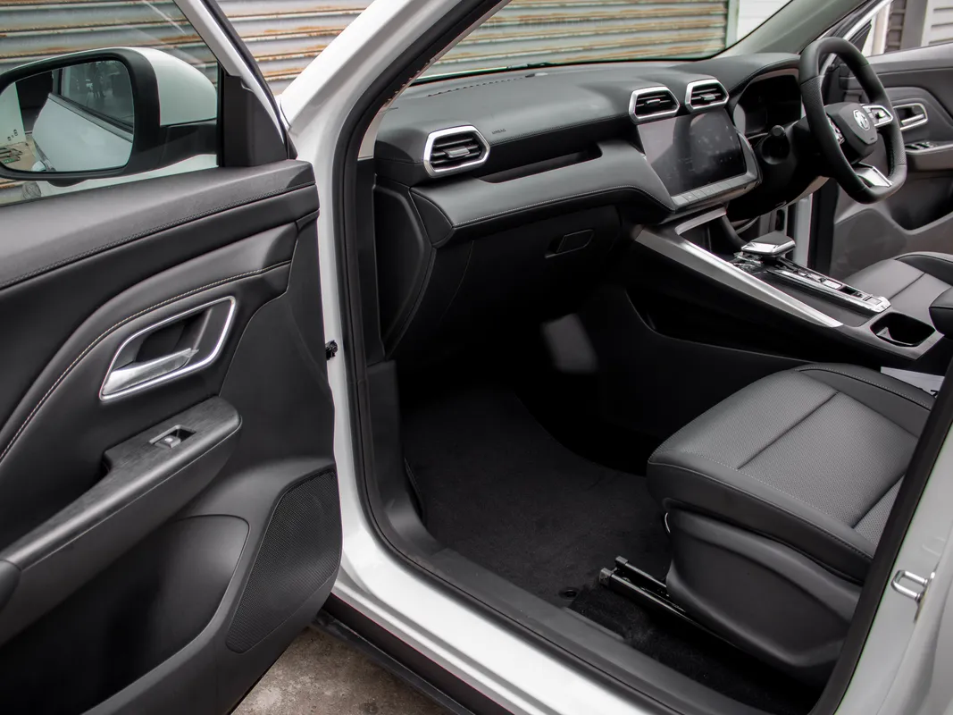 MG ZS Pro 1.5T CVT Luxury - Image 18