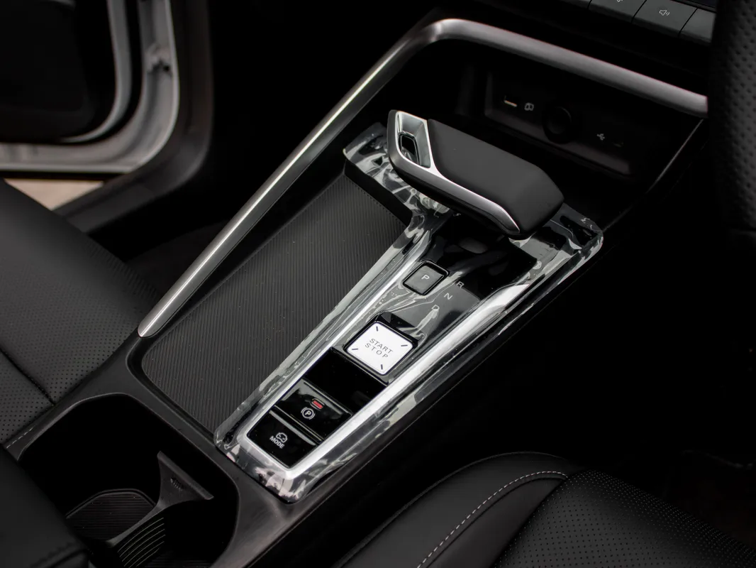 MG ZS Pro 1.5T CVT Comfort - Image 13