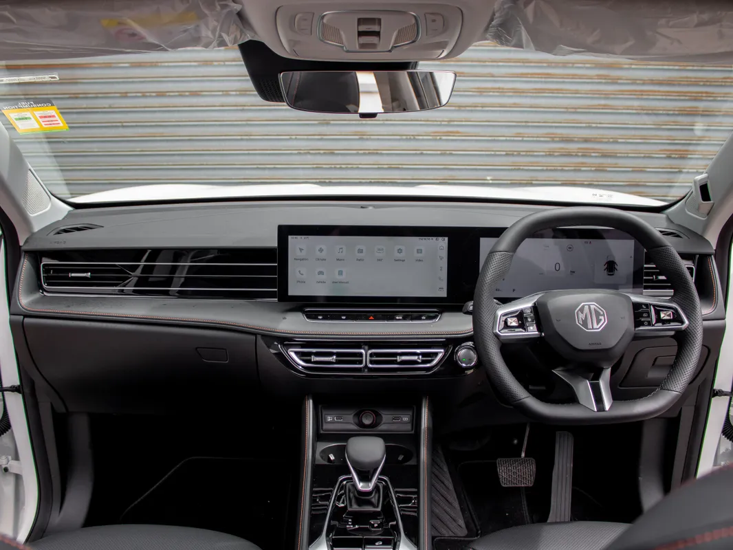 MG HS 1.5T DCT Comfort - Image 11