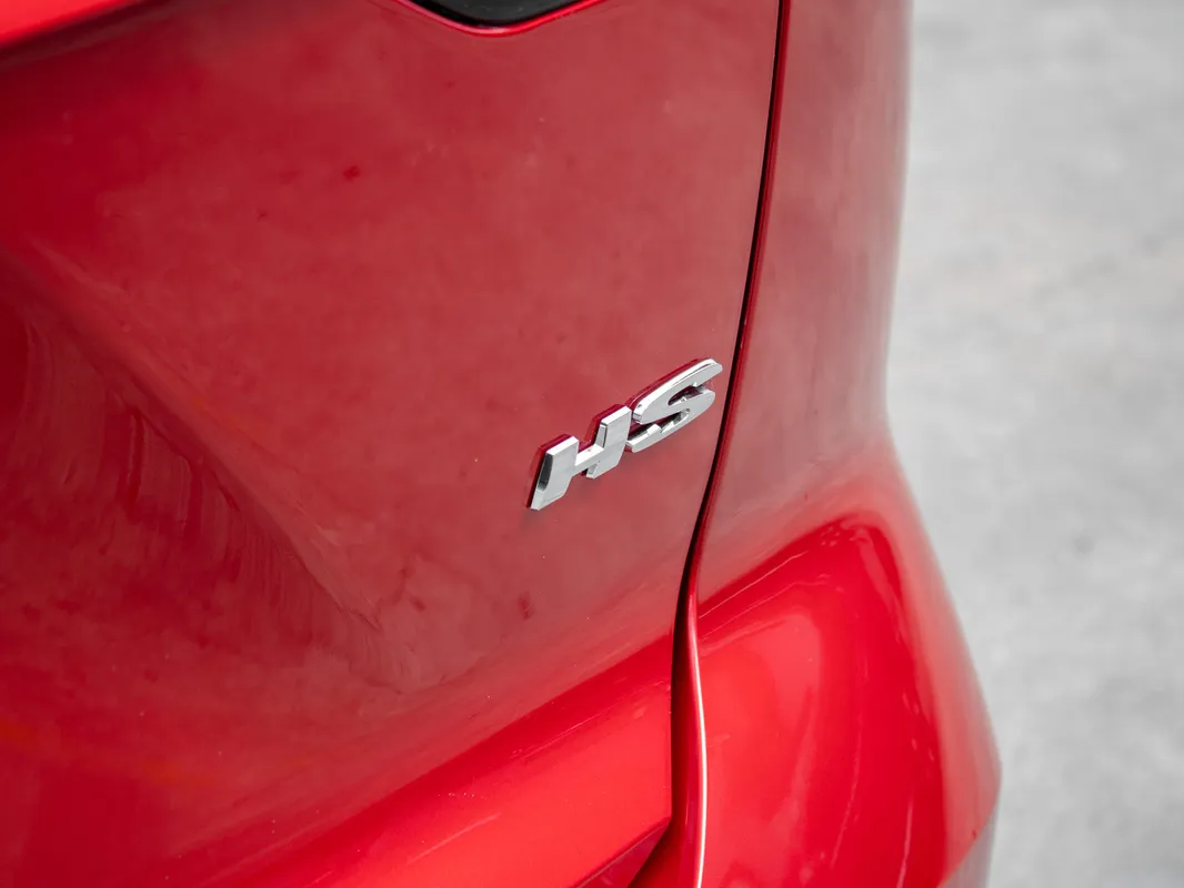 MG HS 2.0T AT Luxury - Image 5