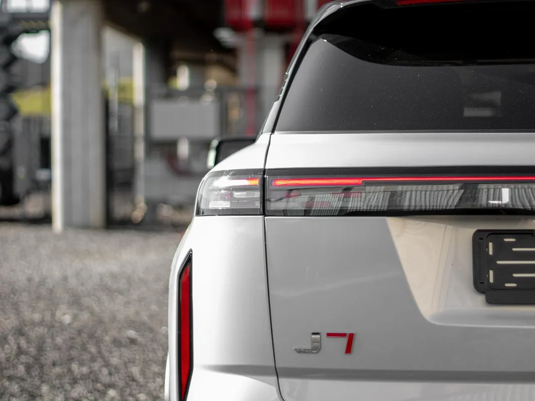 JAECOO J7 1.6T Vortex - Image 4