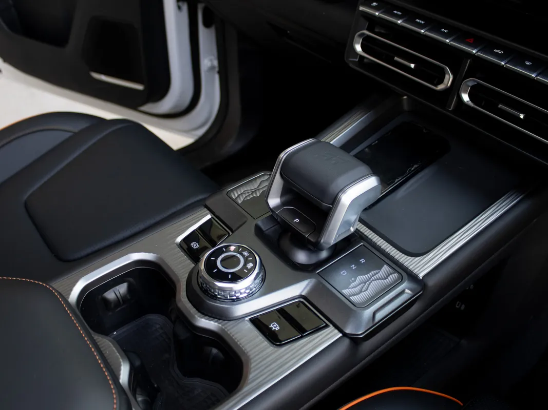 Jetour T1 Edge 1.5TD+7DCT 2WD - Image 20