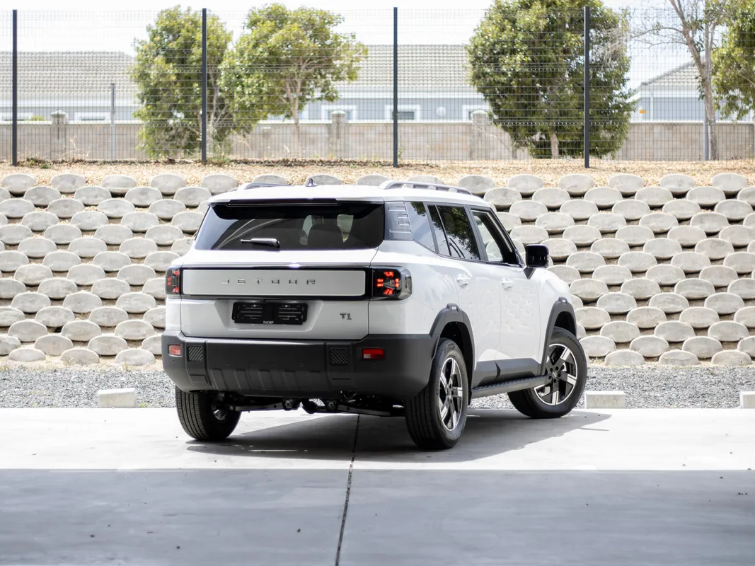 Jetour T1 Edge 1.5TD+7DCT 2WD - Image 9