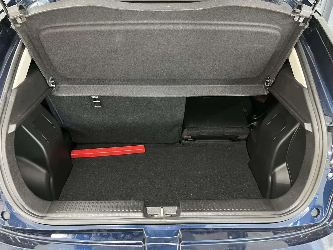 Suzuki Fronx 1.5 GLX 5MT - Image 5