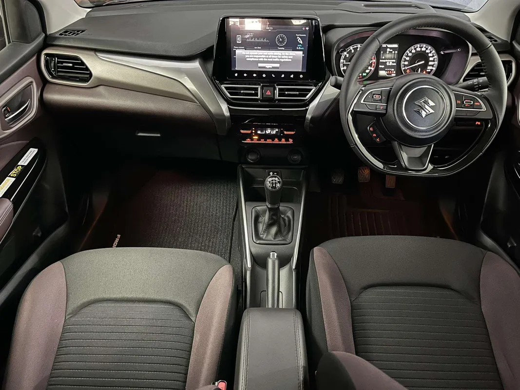 Suzuki Fronx 1.5 GLX 5MT - Image 7