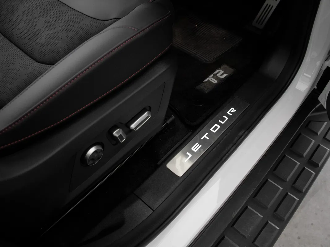 Jetour T2 Xplora 2.0TD+7DCT 4WD - Image 14