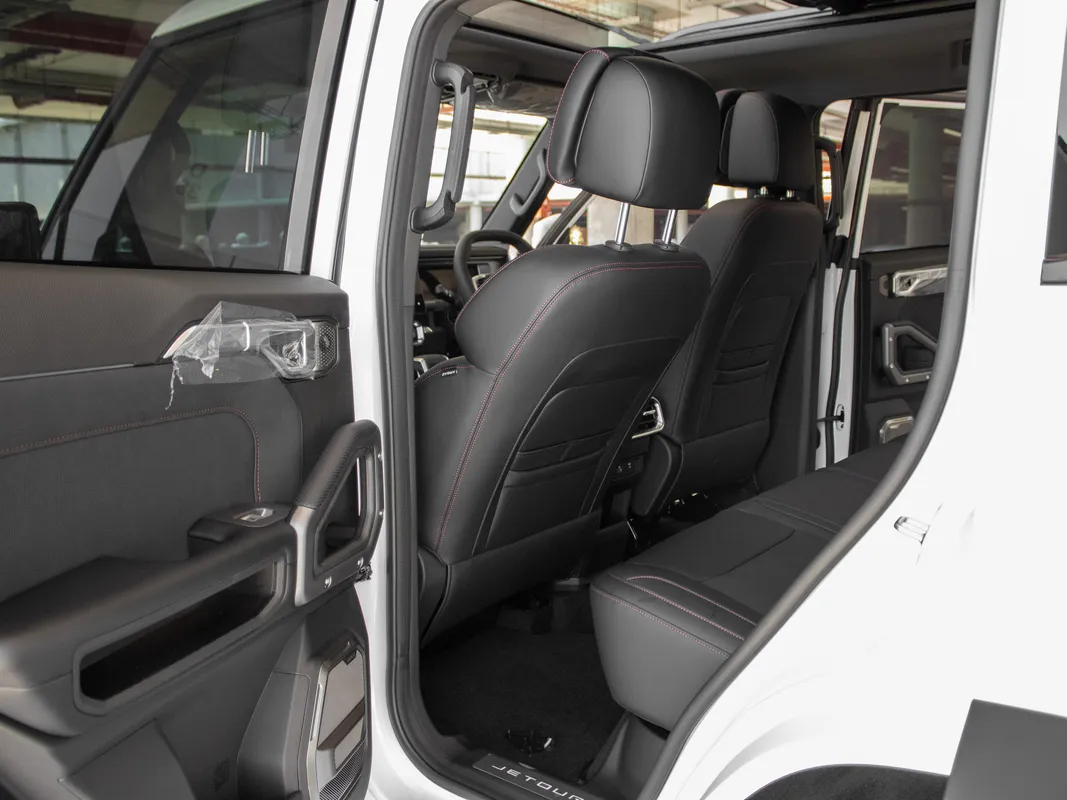 Jetour T2 Xplora 2.0TD+7DCT 4WD - Image 17