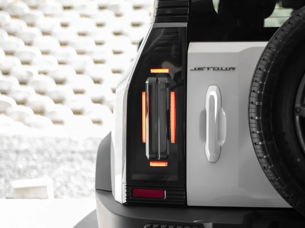 Jetour T2 Xplora 2.0TD+7DCT 4WD - Image 7