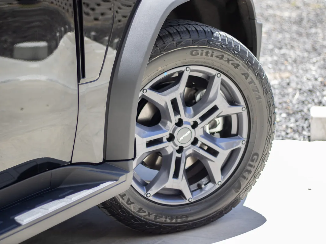 Jetour T2 Xplora 2.0TD+7DCT 4WD - Image 11