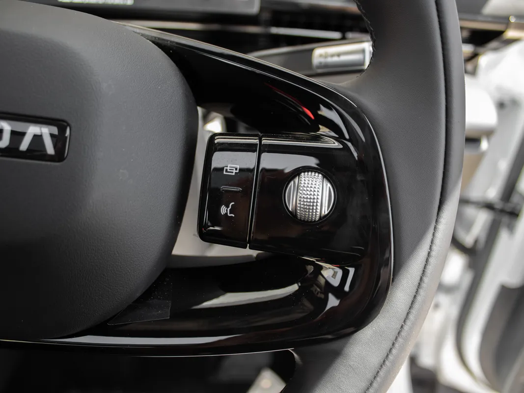 OMODA C7 1.6T Luxury - Image 15